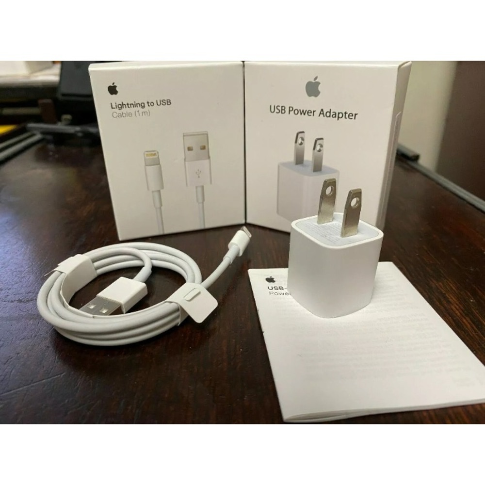Set of Apple Power Adapter & Lighning to USB Cable
